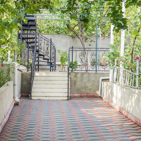 Apartament Sofia 第比利斯 外观 照片